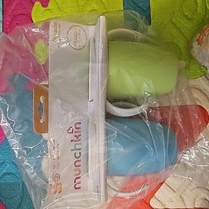 2 munchkin spill proof miracle 360 cups